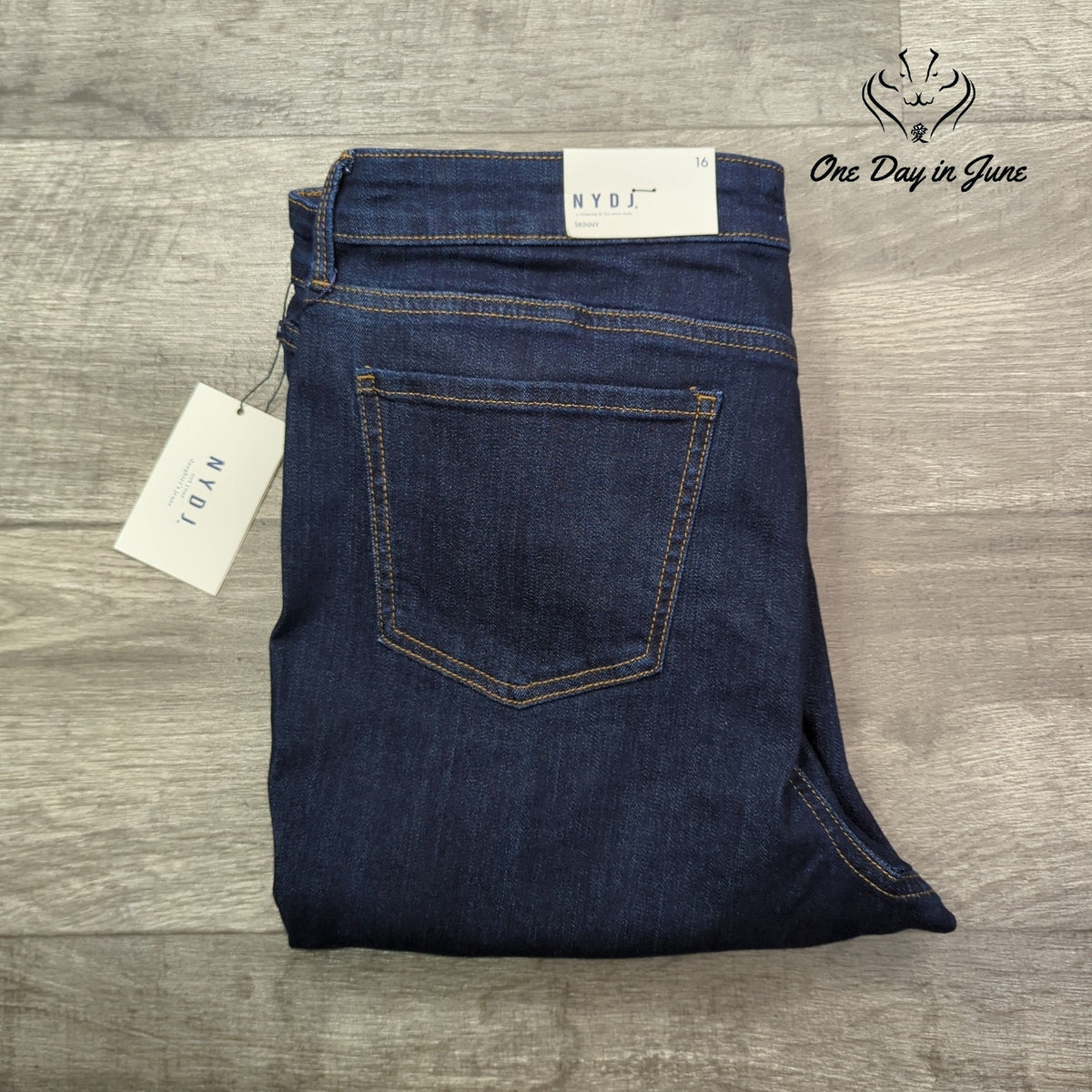 Not Your Daughter's Jeans Skinny Jeans Dark Wash Lift Tuck Stretch NWT Size 16