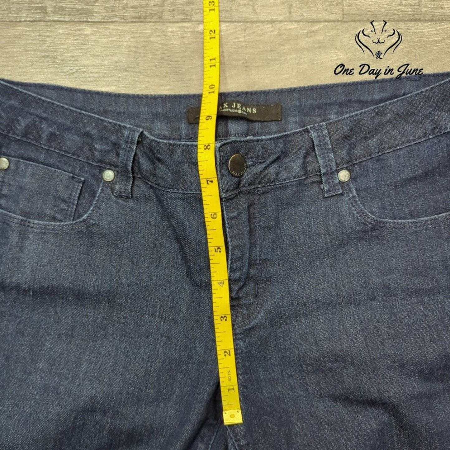 Max Studio Cropped Jeans Size 6