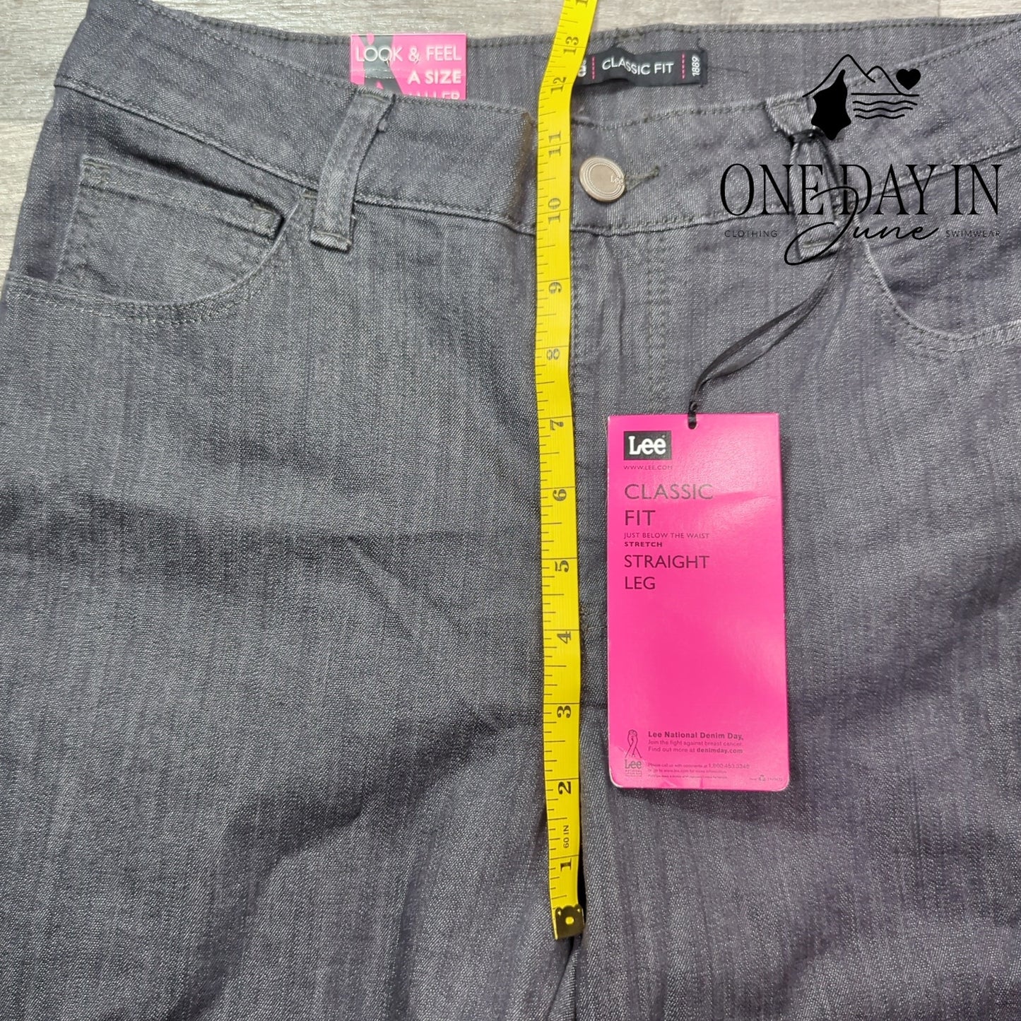 Lee Classic Fit Straight Leg Jeans Size 12