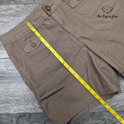 Cherokee Flat Front Shorts Size 8