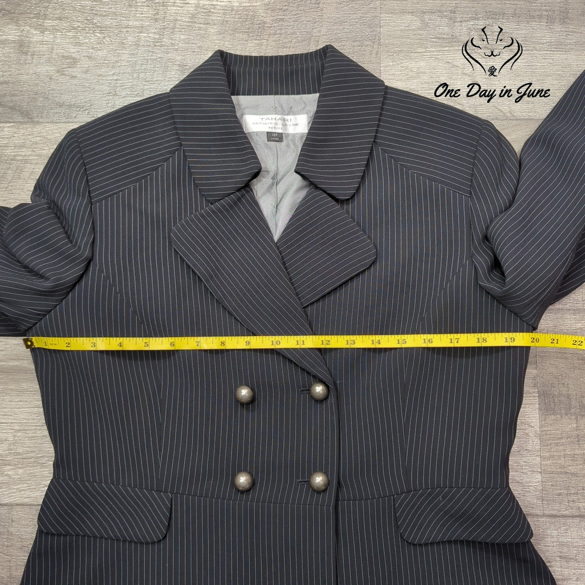 Tahari Arthur S Levine Petite Pinstripe Double Breasted Blazer Black Size 12P