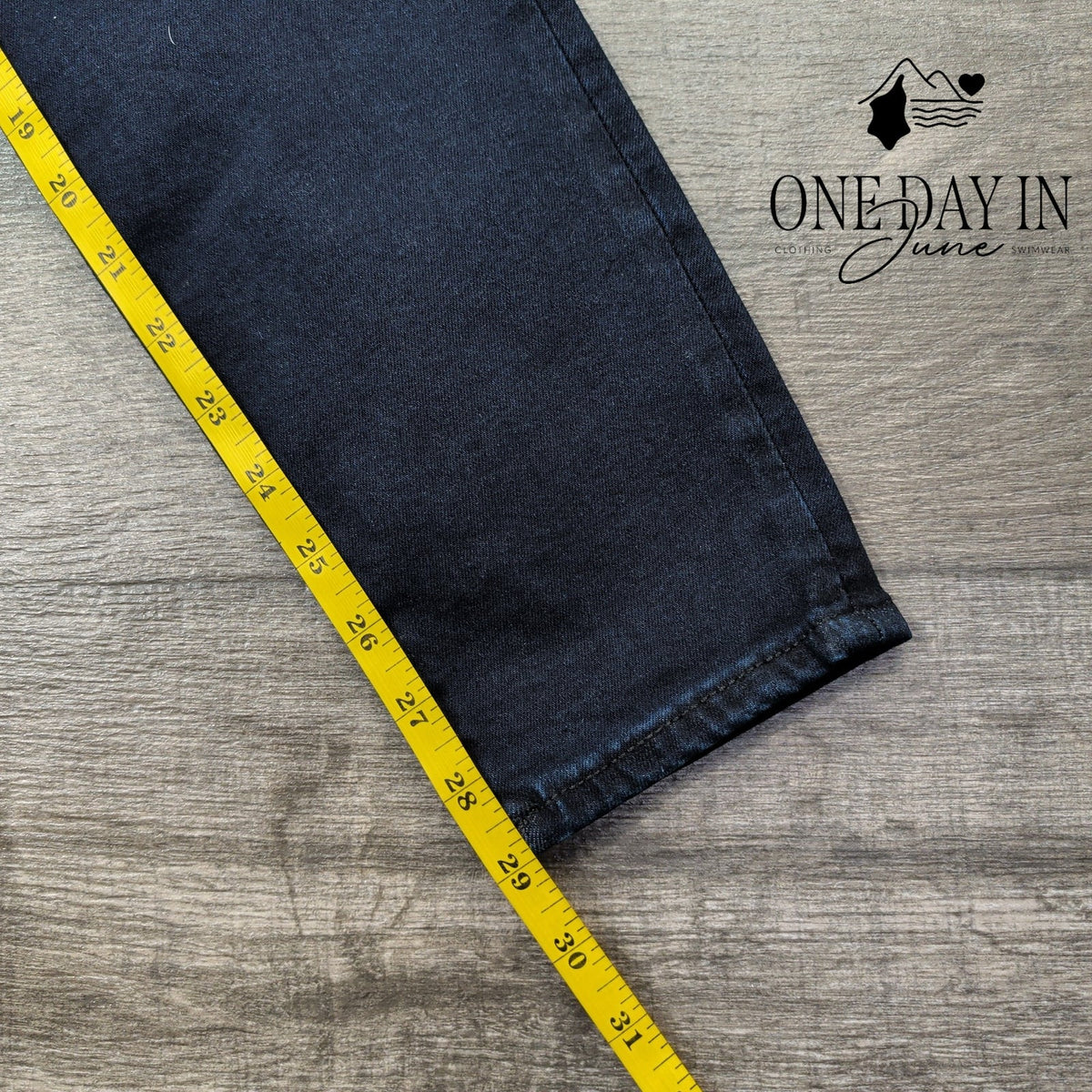 Good American Good Legs Skinny Jeans Dark Blue 29 Inseam NWT Size 6
