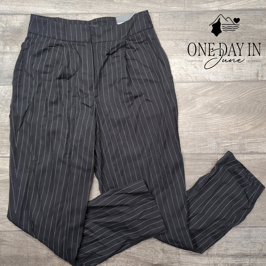 Express Stylist Tapered Leg Pinstripe Pants Size 2