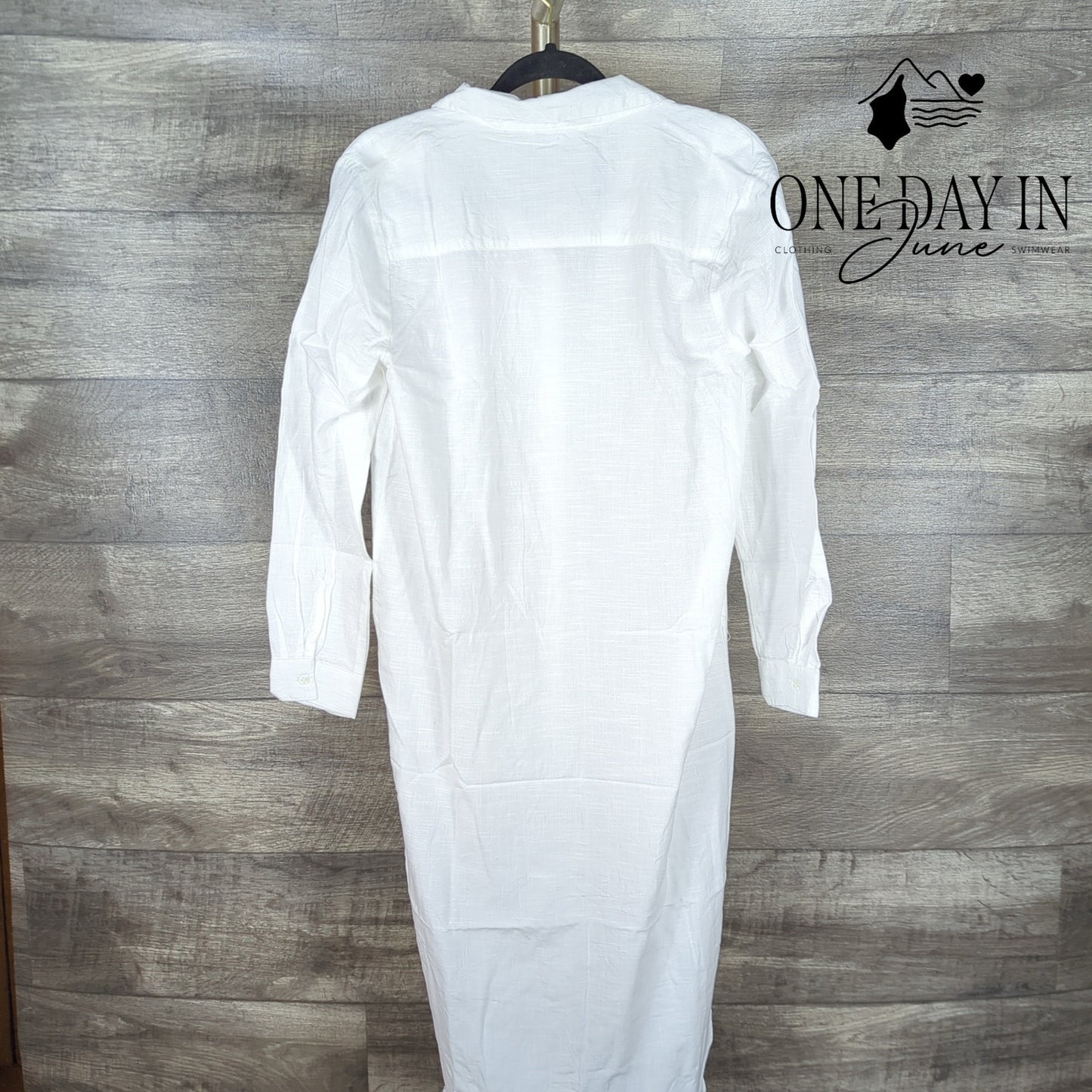 Blue Island Long Sleeve Button Front Coverup Size S