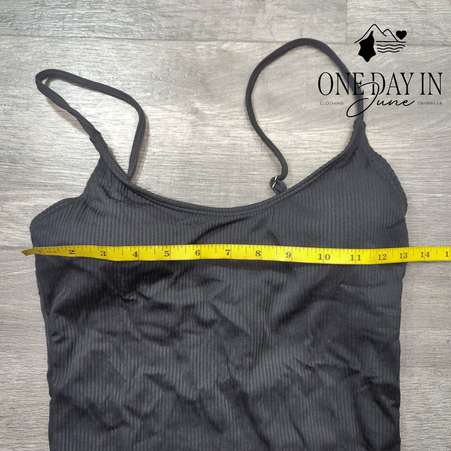 CharmLeaks Ribbed Adjustable Strap One Piece Swimsuit Size M