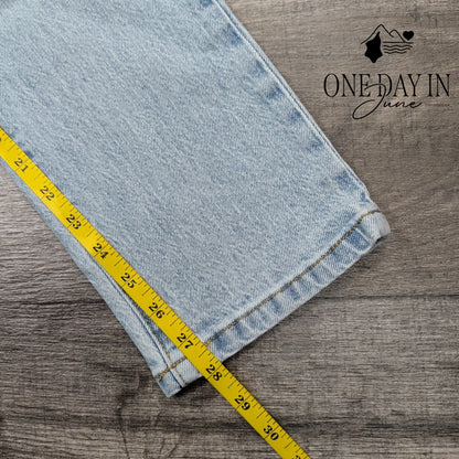 Oliver Logan Petite Chester Low Rise Straight Jeans Size 2P (26P)