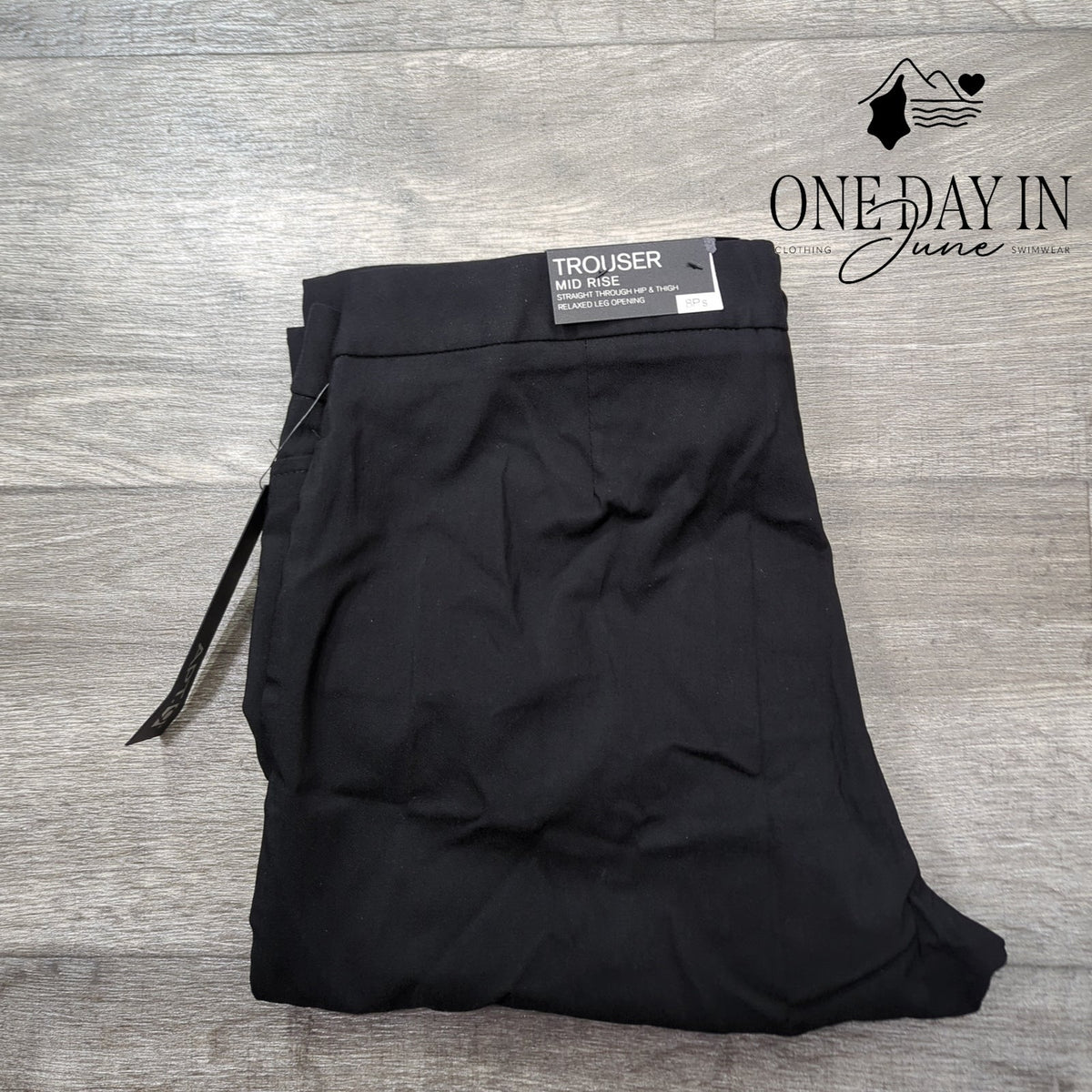Apt. 9 Mid Rise Trouser Dress Pants Black NWT Petite Size 8Ps