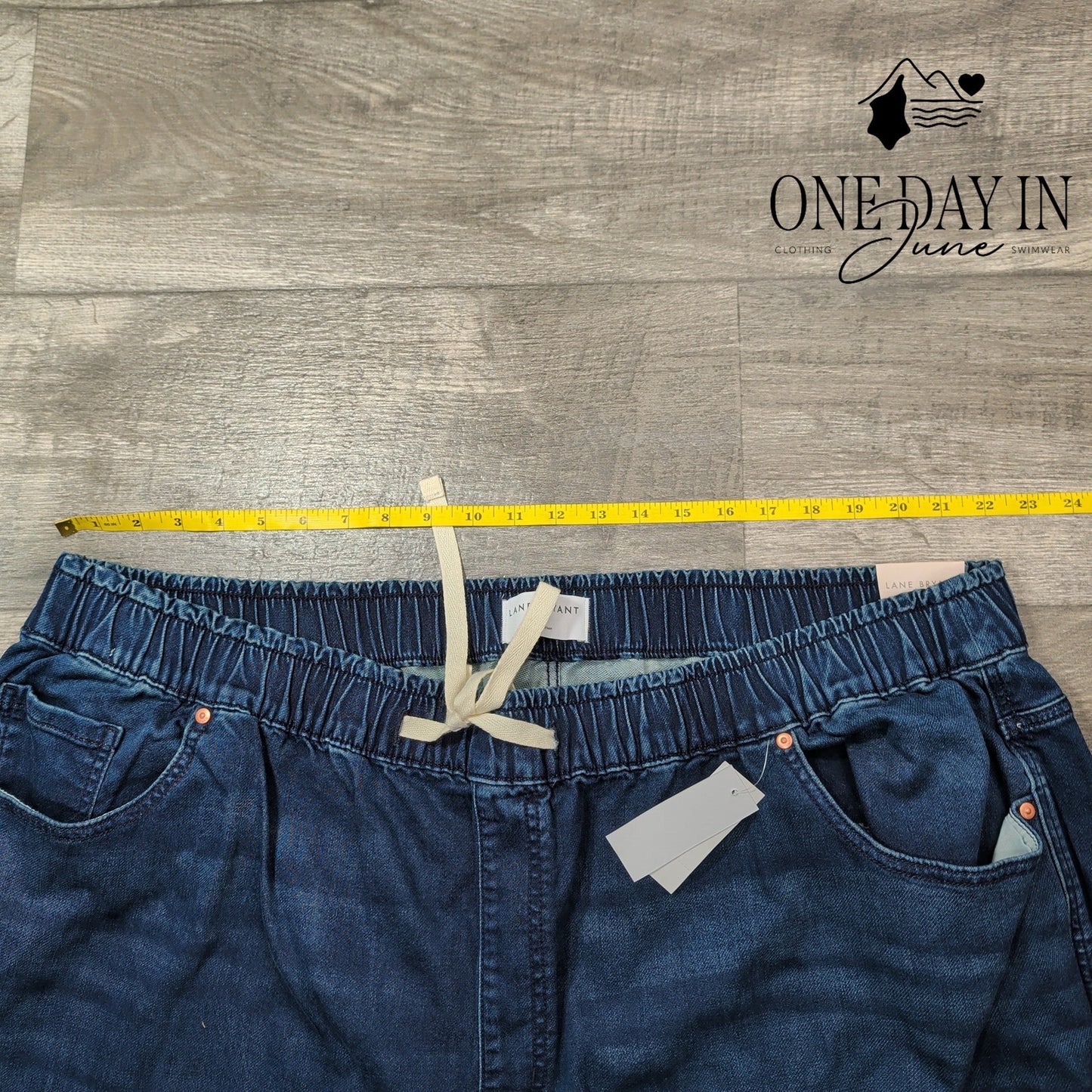 Lane Bryant Pull-On Lightweight Denim Straight Jeans Drawstring NWT Size 26