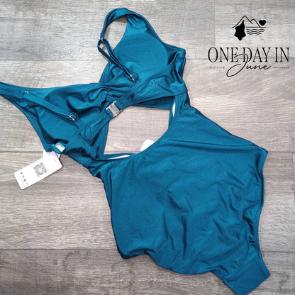 Charmo Twist Front Cutout Ruched One Piece Swimsuit Teal NWT Size M