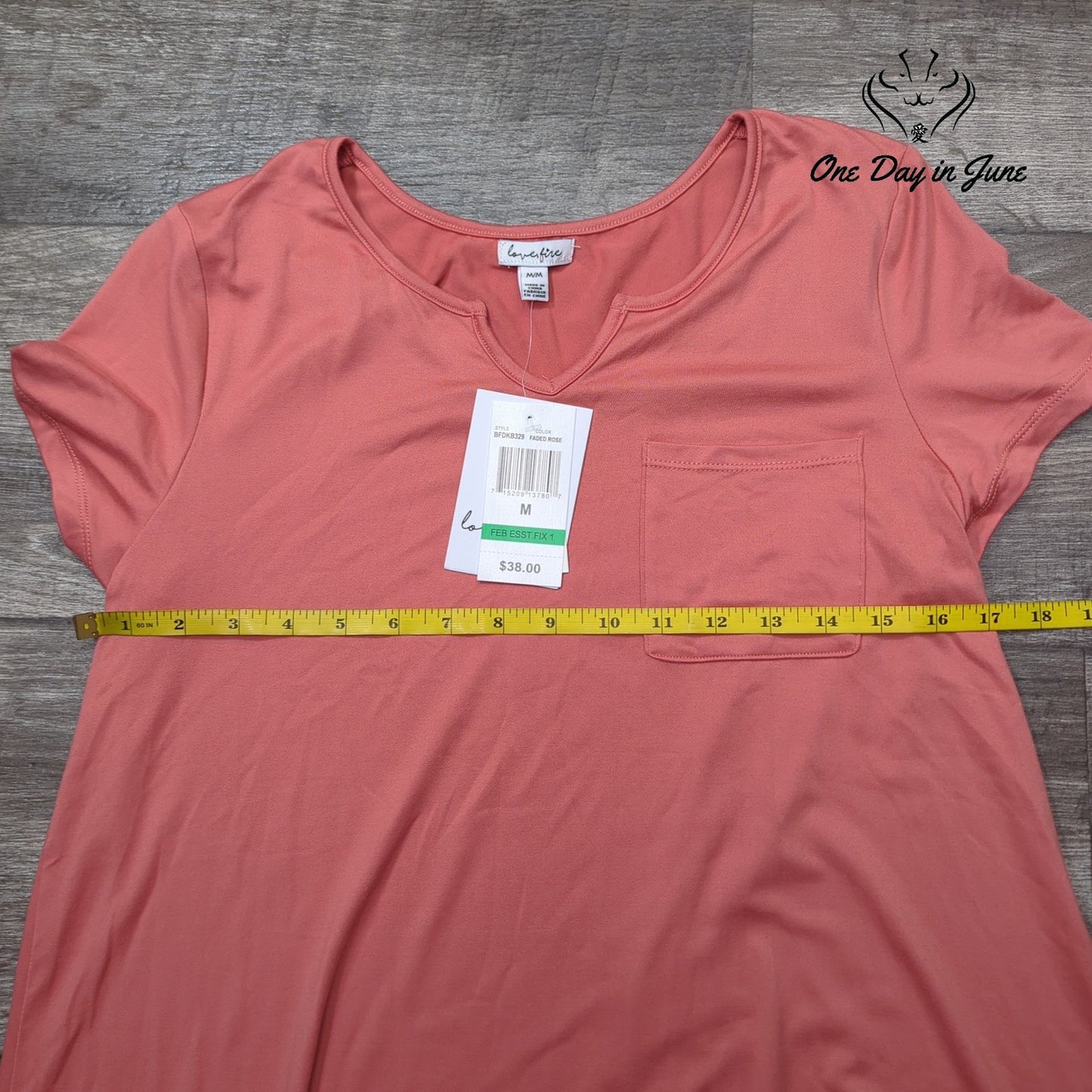 Love Fire Super Soft Short Sleeve Tee Shirt Size M