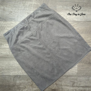Sophie Max Faux Suede Mini Skirt Gray Comfort Waist Pull On Size M