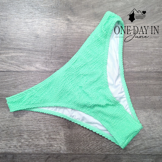 Yimisan Smocked Bikini Bottom Size L