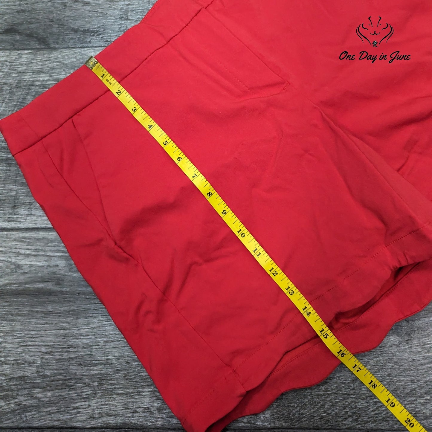 New Directions Chino Shorts Size 16