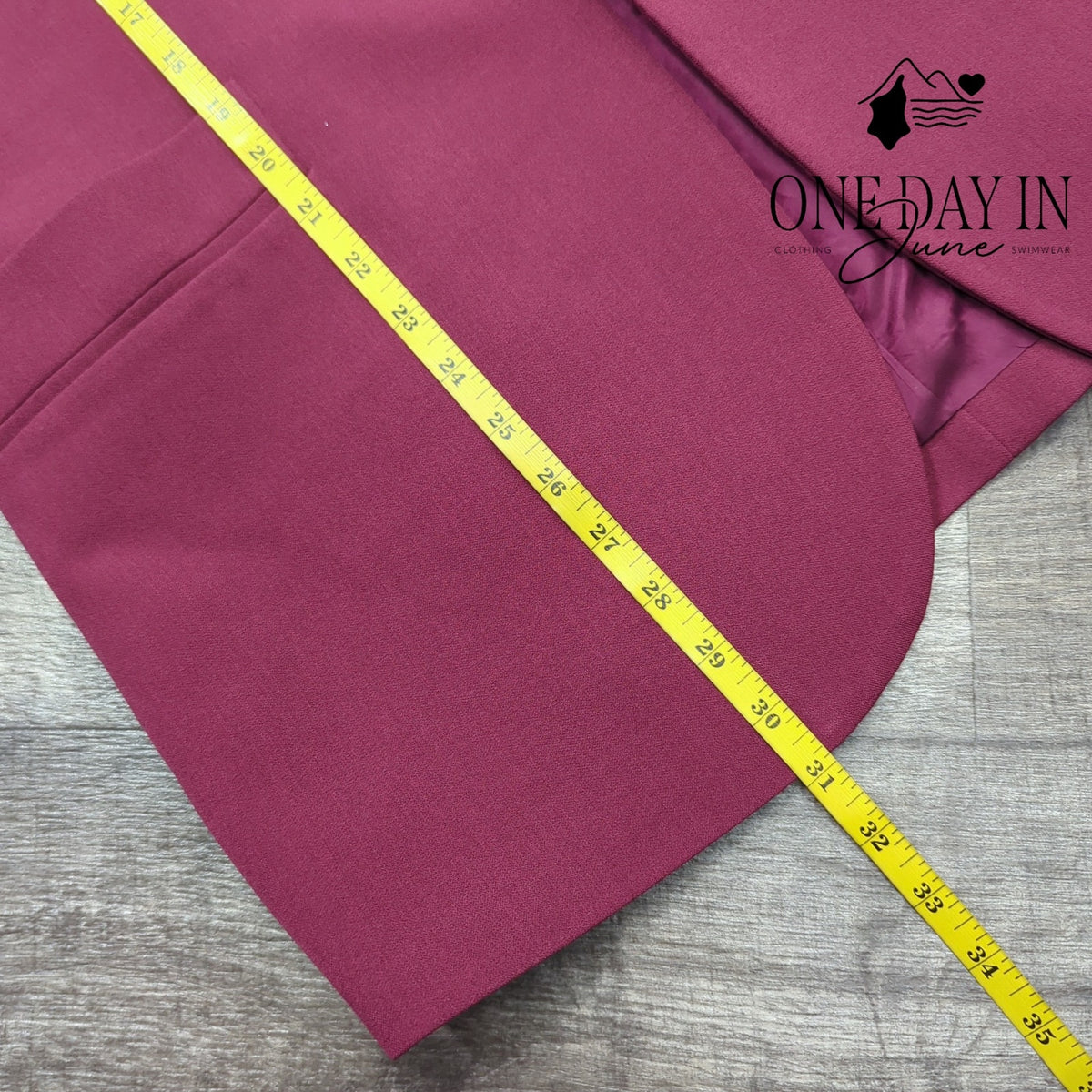 Anne Klein Sleeveless Longline Open Front Blazer Vest Burgundy NWT Size 12