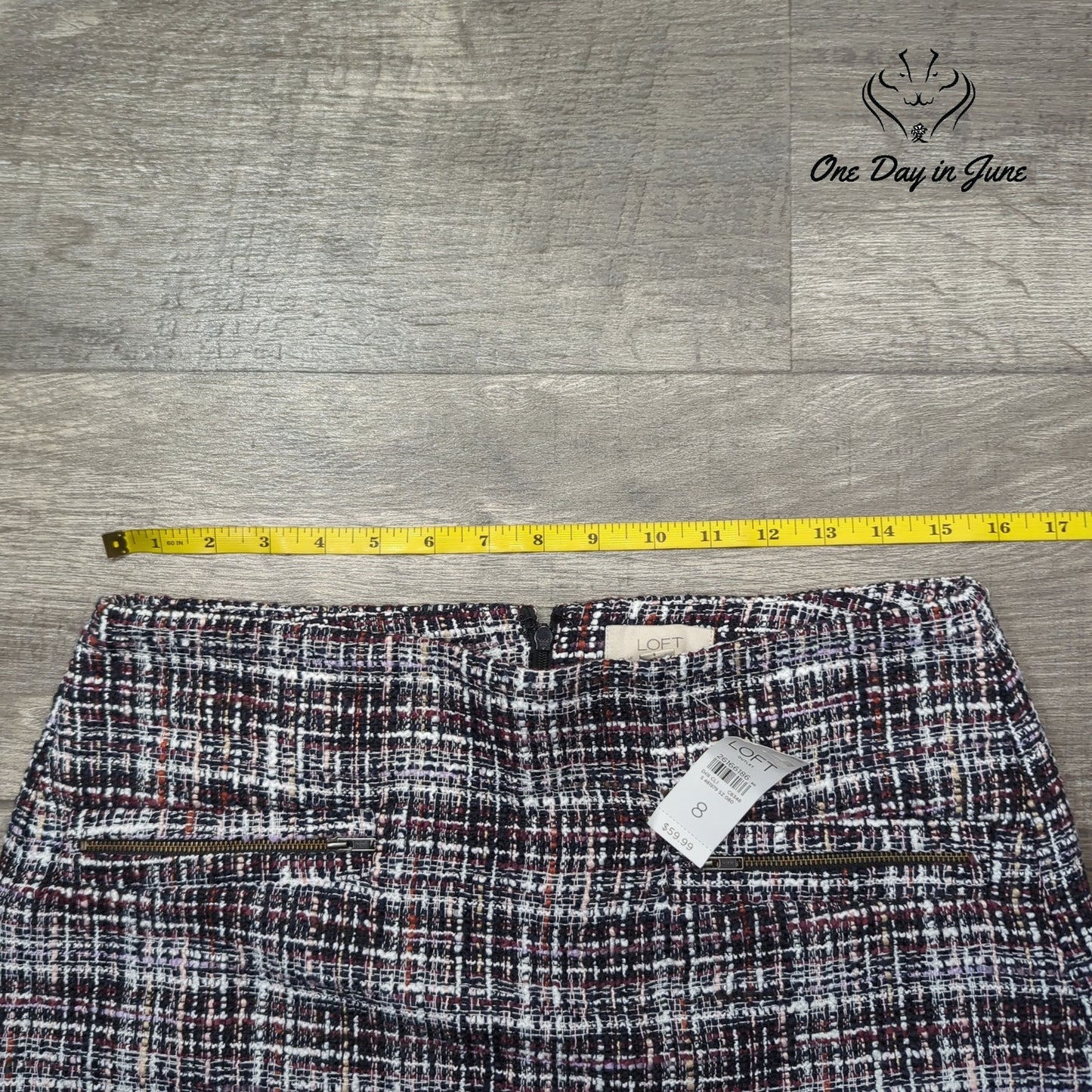 Loft Textured Mini Skirt Size 8