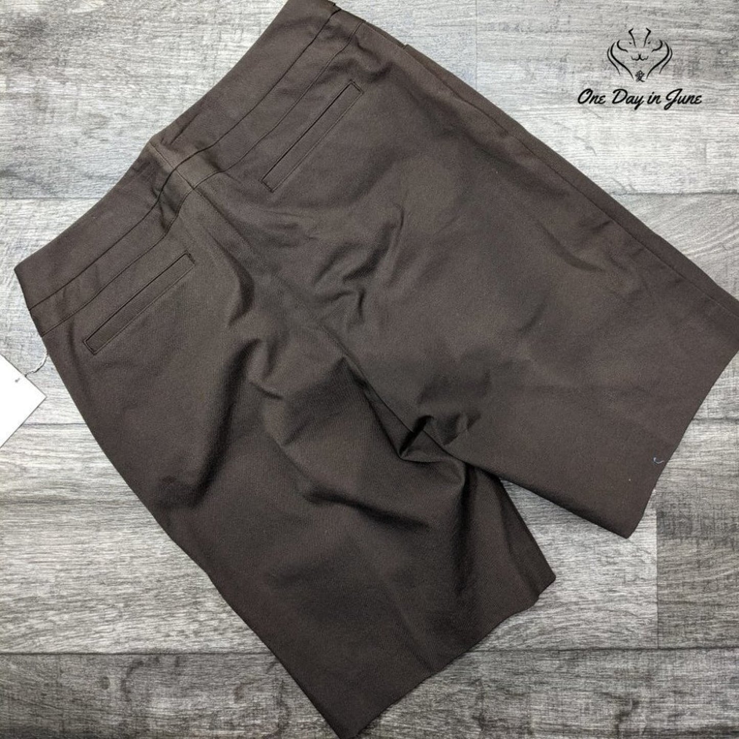 Cutter & Buck Standard Shorts Size 4