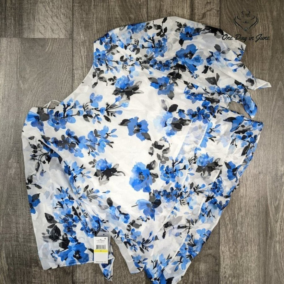 Alex Evenings Asymmetric Tiered Floral Chiffon Blouse Blue White NWT Size M