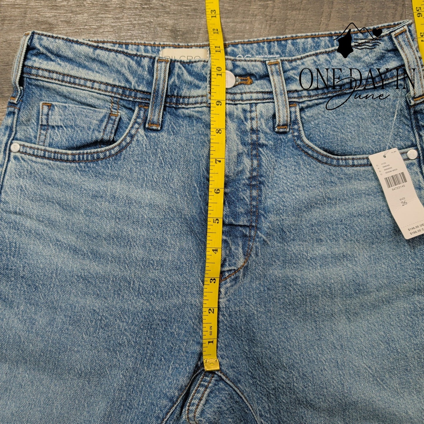 Pilcro Baggy Crop Jeans Size 2 (26)