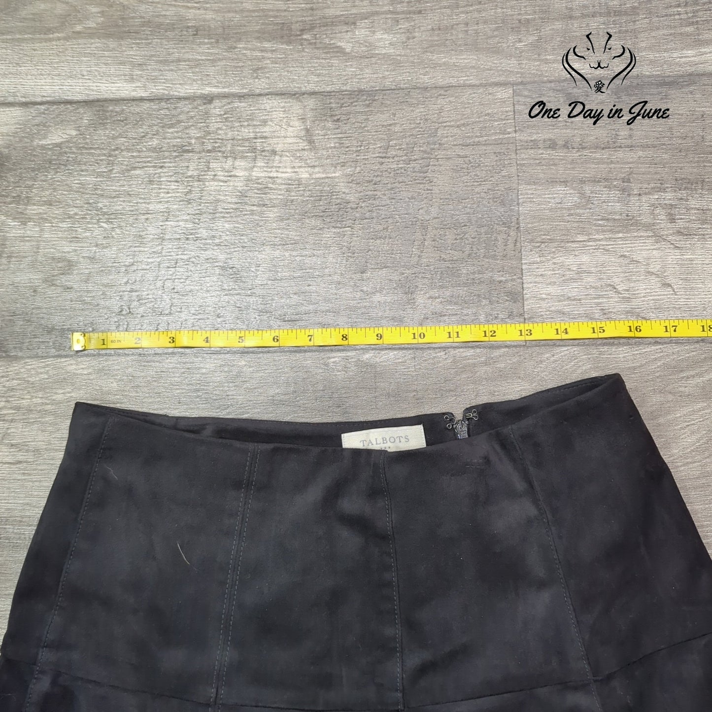 Talbots Faux Suede A Line Knee Length Skirt Size 10