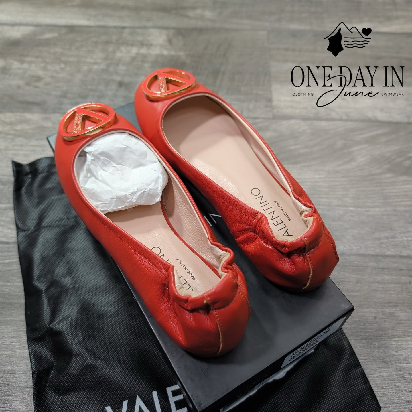 Valentino by Mario Valentino Calliope Leather Flats Coccio Red NIB Size 8