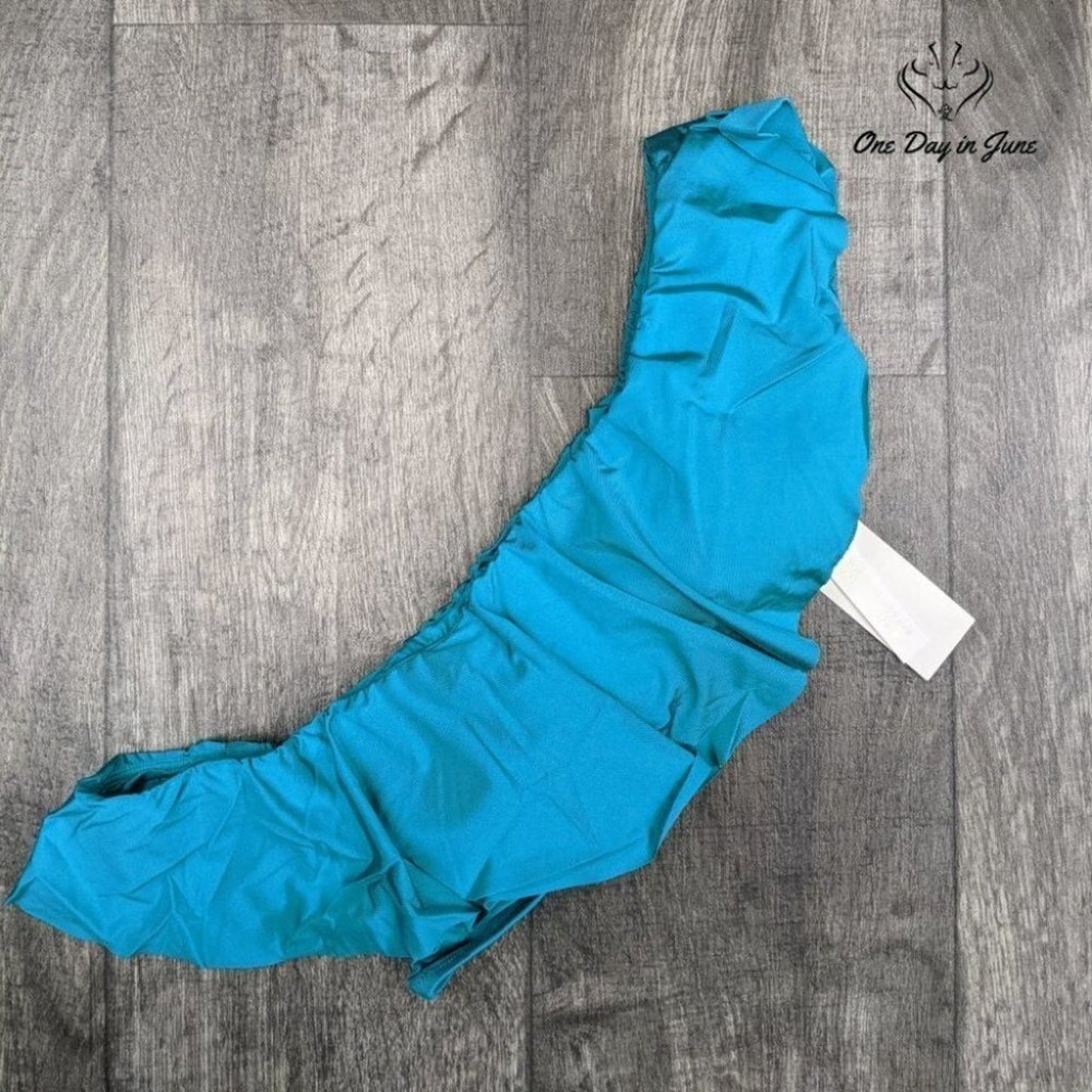 Trina Turk Off Shoulder Ruffle Bandeau Bikini Swimsuit Top Size 10