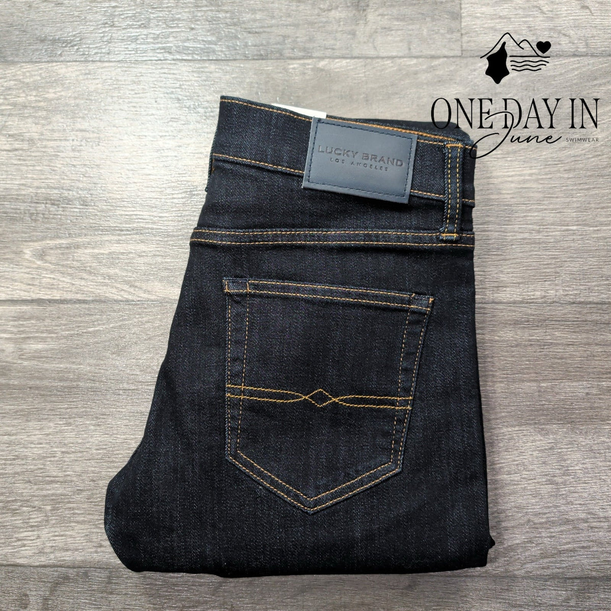 Lucky Brand 110 Slim Jeans Dark Wash Coolmax Stretch Denim NWT Size 8 (29)