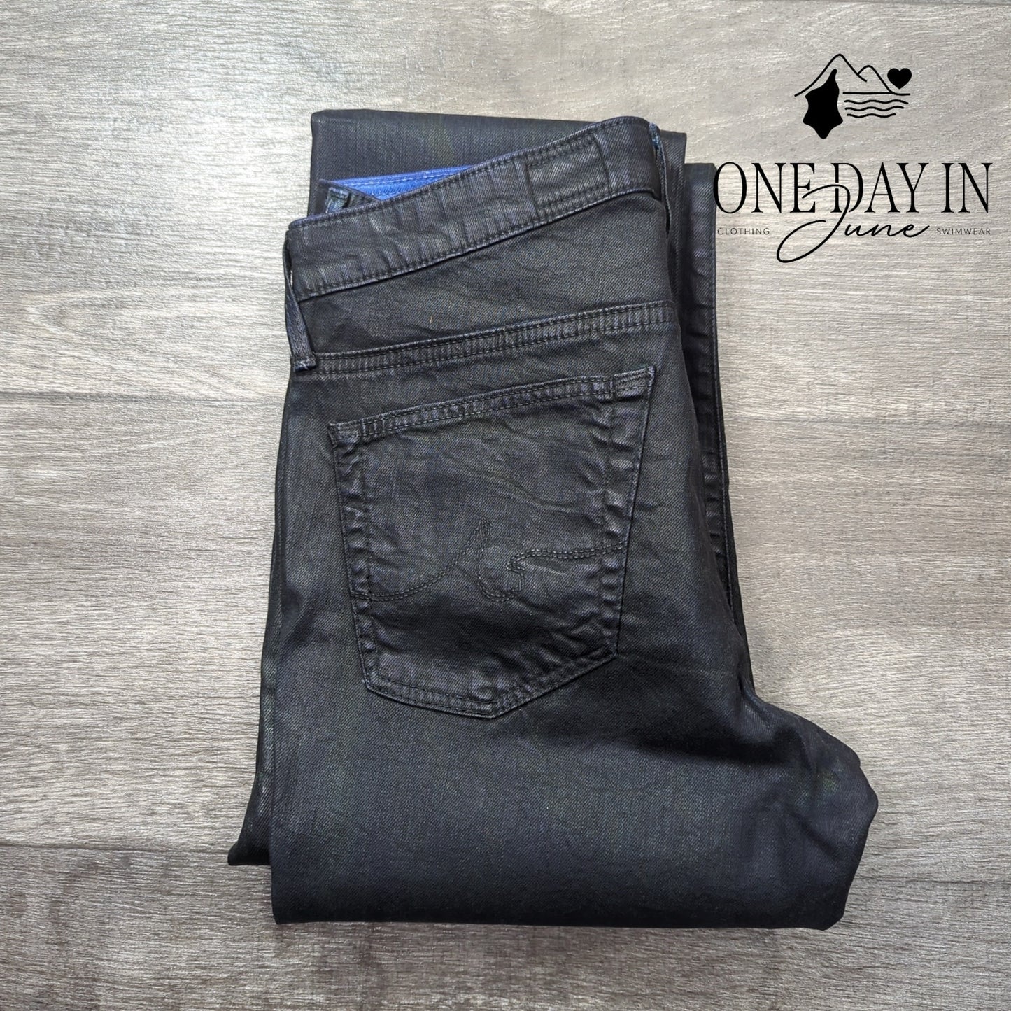 AG Adriano Goldschmied Coated Denim Straight Leg Jeans Size 27 (4)