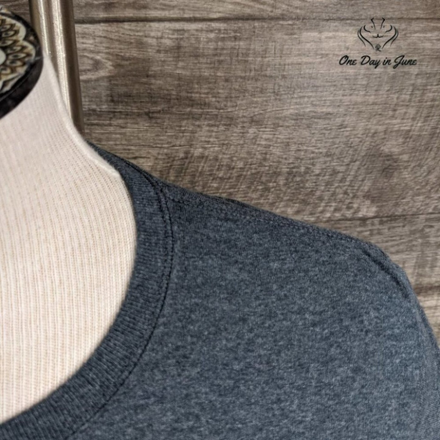 Gildan Drink Wine & Pet Cat Tee