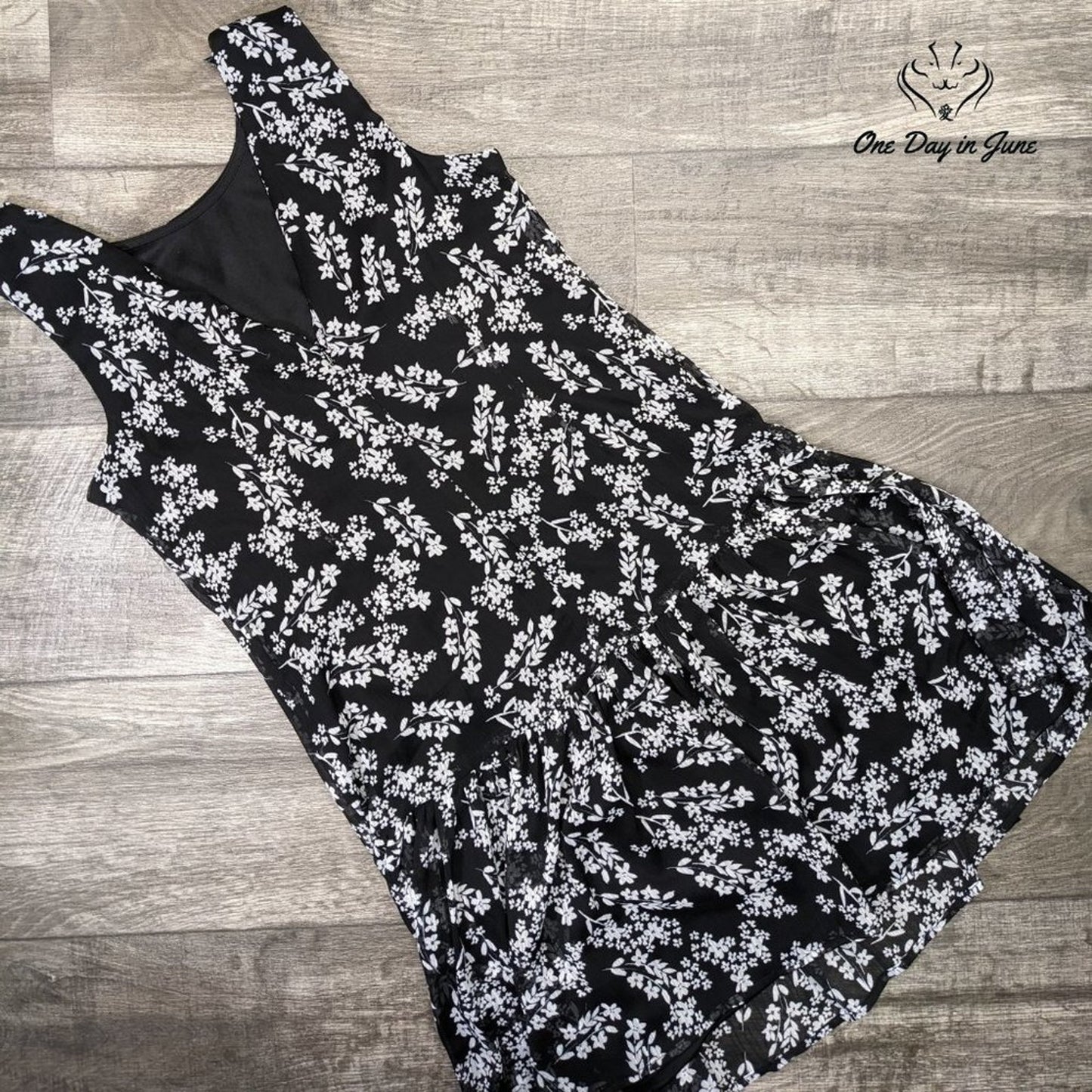 Calvin Klein High Neck Zip Back Floral Mini Dress Size 8