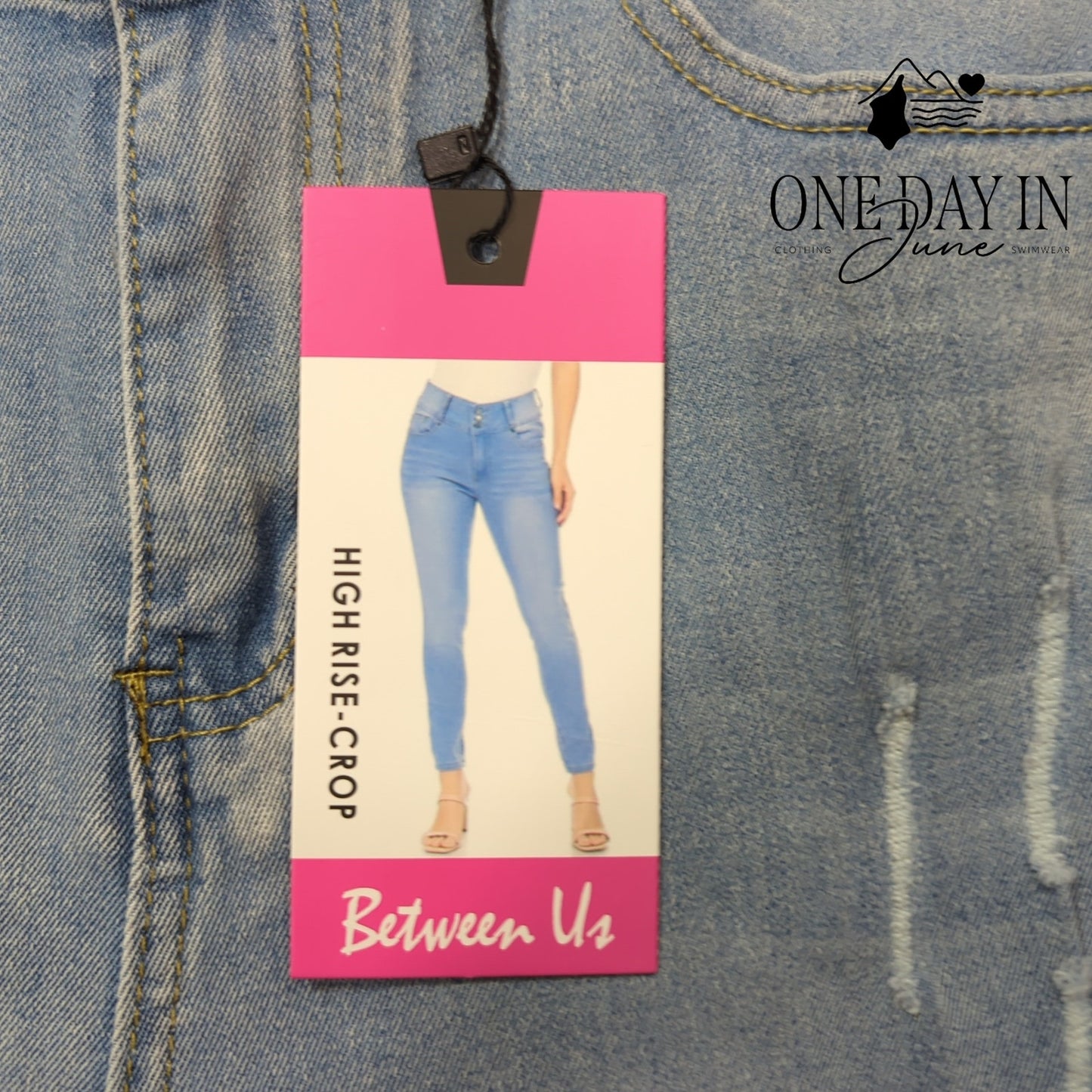 Between Us Juniors High Rise Crop Jeans Size 13