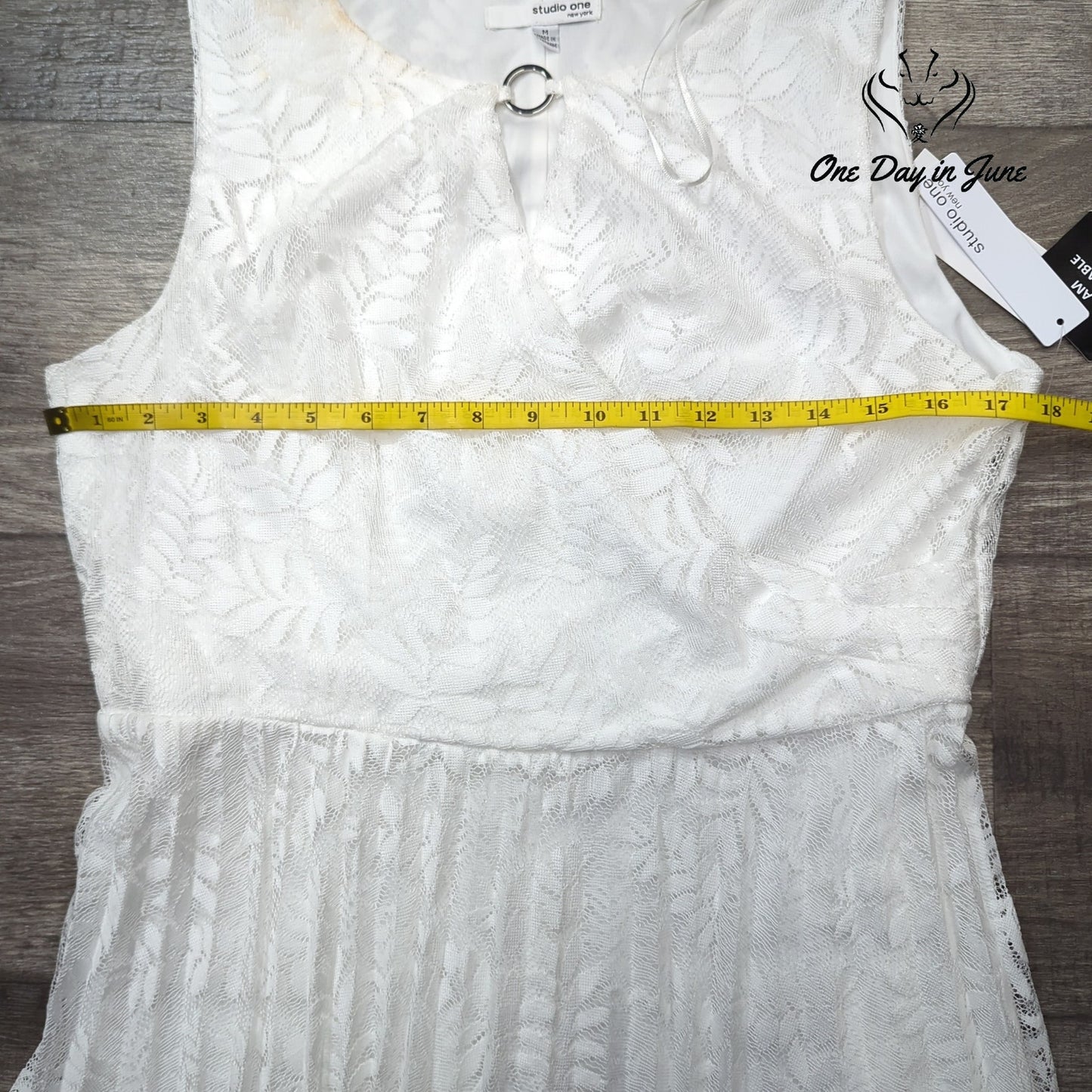 Studio One Sleeveless Layered Dress Size M