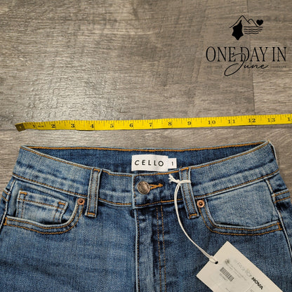 Cello Jeans Juniors High Rise Straight Leg Jeans Size 1