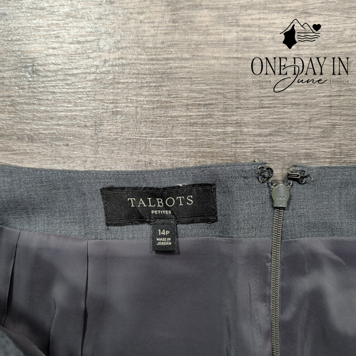 Talbots Petite Classic Pencil Skirt Charcoal Gray Lined Career Size 14P