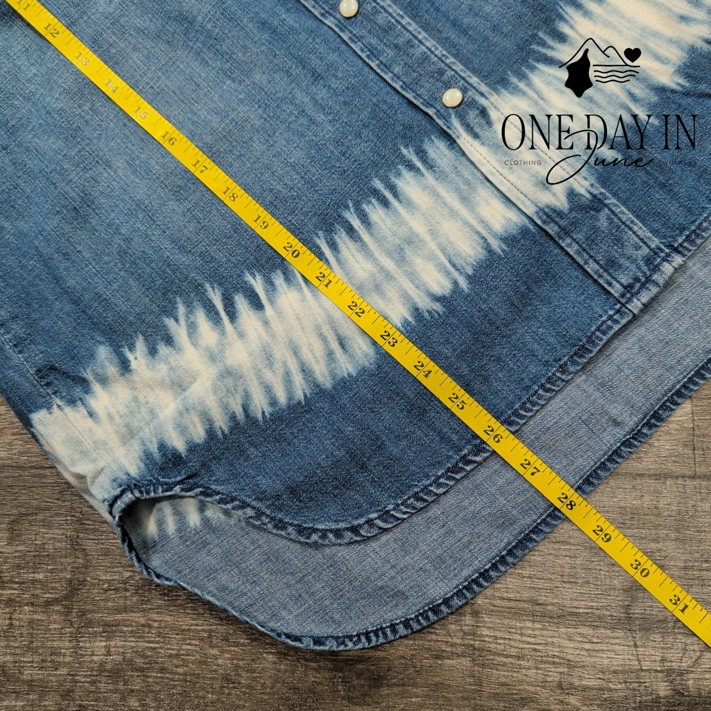 Madewell Shibori Snap Front Denim Top Size S