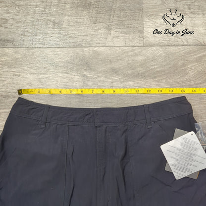 Quest Women's Hiking Shorts Black Quick Dry Outdoor Cargo Shorts NWT Size 12