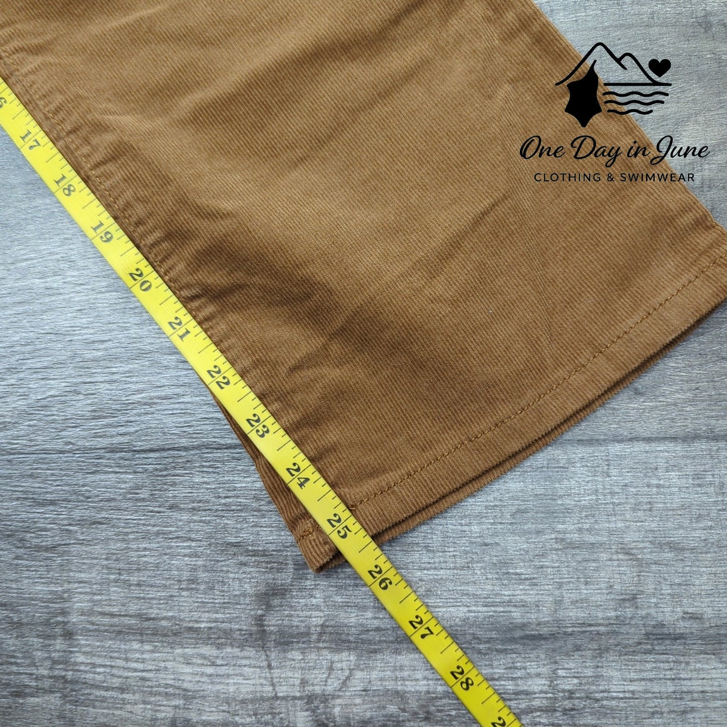Style & Co. Core Mid Rise Crop Corduroy Pants Size 10