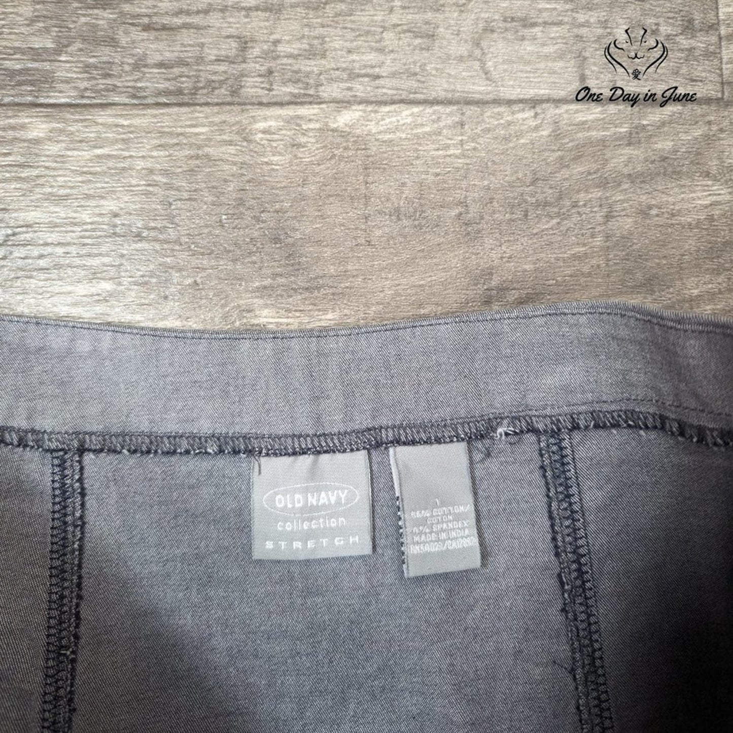 Old Navy Juniors A Line Mini Skirt Size 1