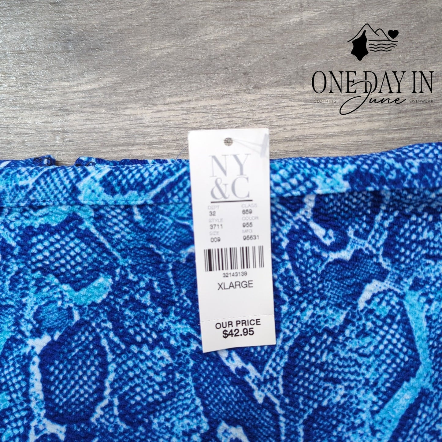 New York & Company Pencil Skirt Blue Snake Print Pull On Stretch NWT Size XL