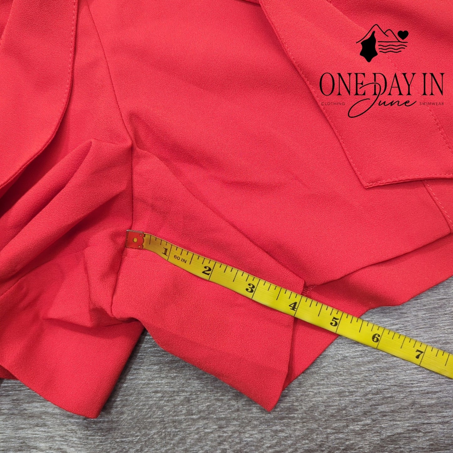 New York & Company 7th Avenue Shorts Red 4" Stretch Tie Waist NWT Size XL
