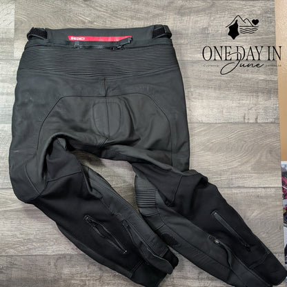 Sedici Corsa Leather Motorcycle Pants Black CE Armor Knee Sliders NWT Size XL