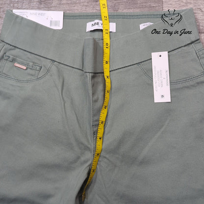 Nine West Heidi Pull On Crop Pants Size 4