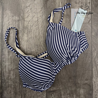 Coastal Blue Underwire Padded Bikini Top Navy White Stripe NWT Size Size M