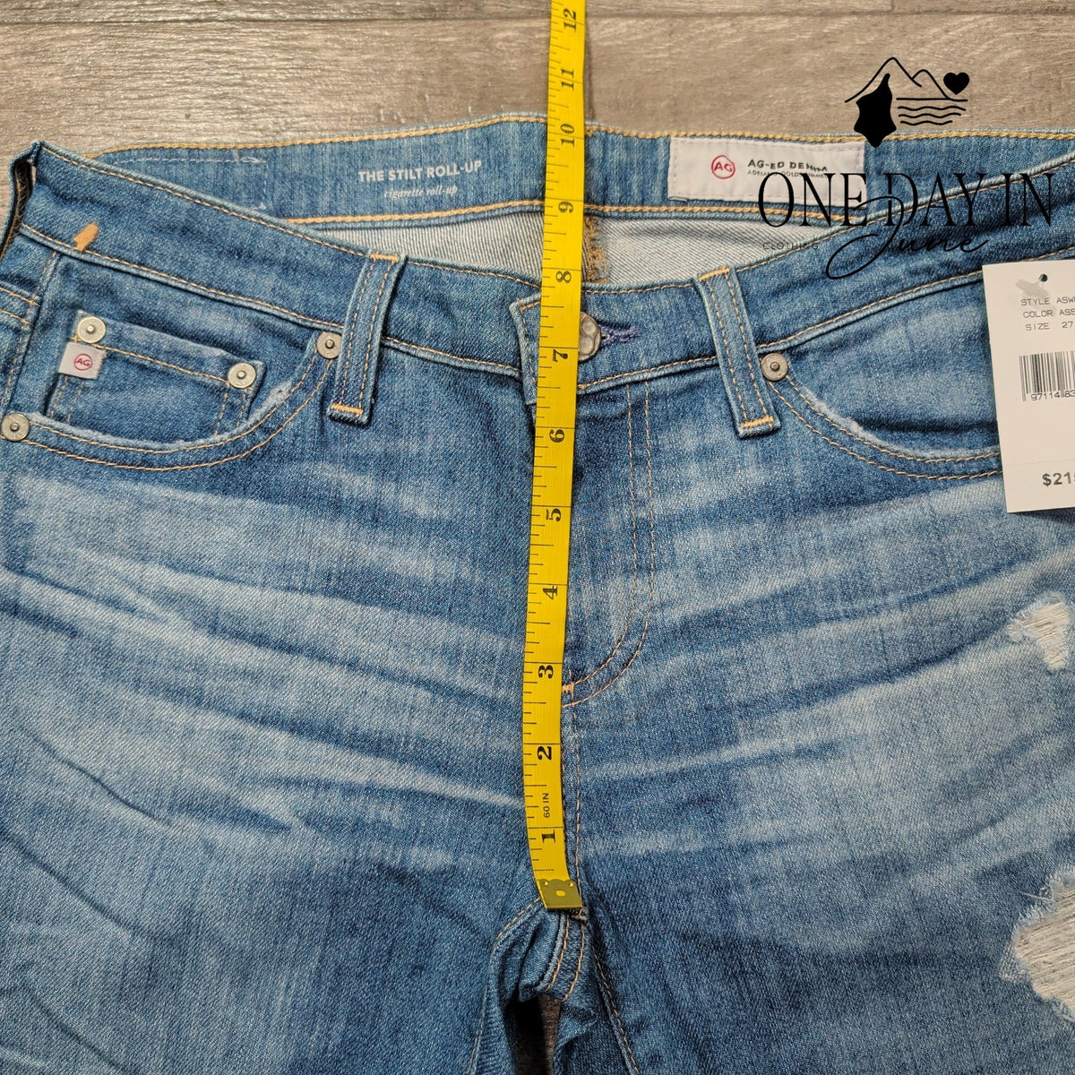 AG Adriano Goldschmied The Stilt Roll Up Distressed Cigarette Jeans NWT Size 4