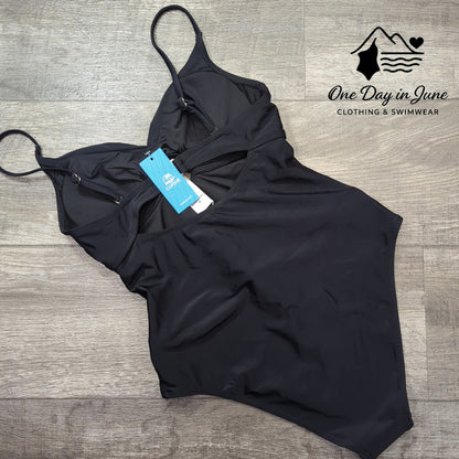 Cupshe Cross Front Keyhole One Piece Swimsuit Size M