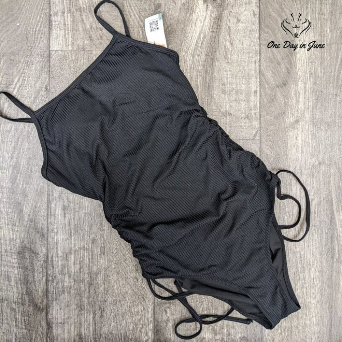 Sociala Ribbed One Piece Size M