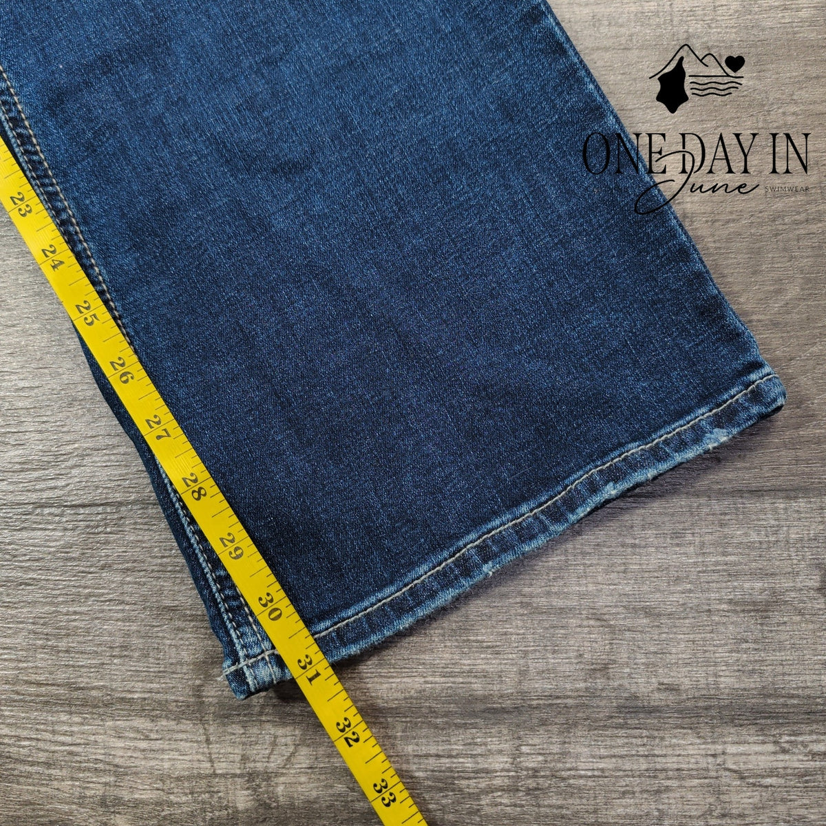 Silver Jeans Co Britt Curvy Low Rise Slim Bootcut Jeans NWT Size 34X31 (16)