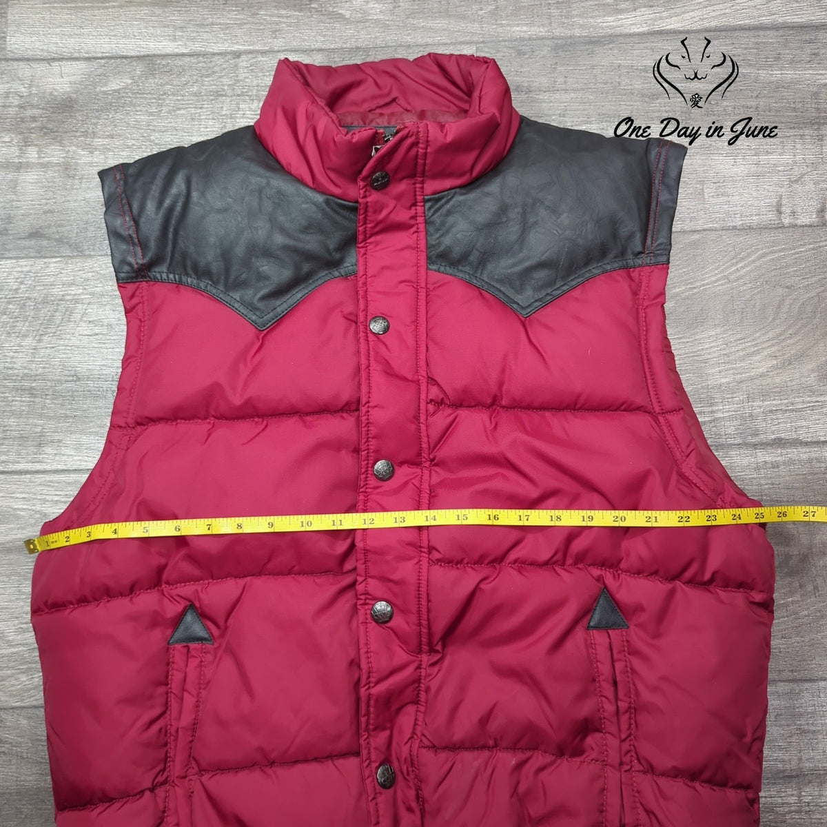 Brooklyn Basement NYC Y2K Puffer Vest Red Black Western Snap Front Size XL