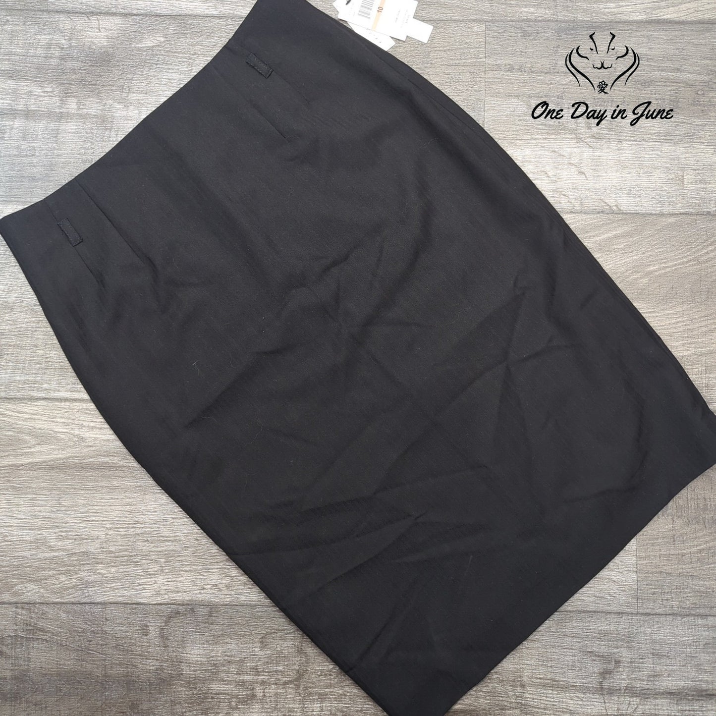 Amanda + Chelsea Pencil Skirt Size 10