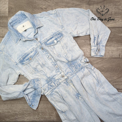 7 For All Mankind Denim Jumpsuit Light Wash Long Sleeve Wide Leg Size XS