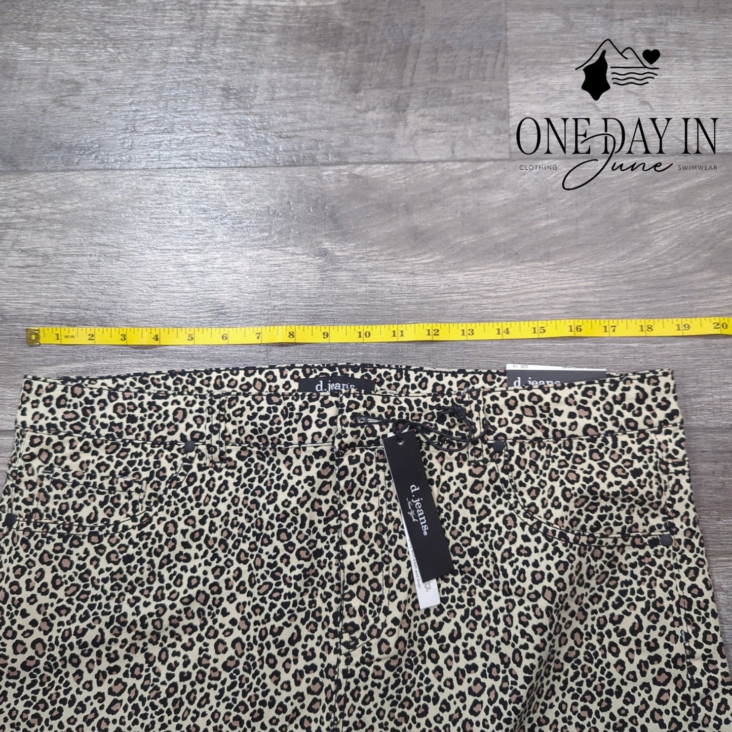 d.jeans Leopard Print Skirt Size 14